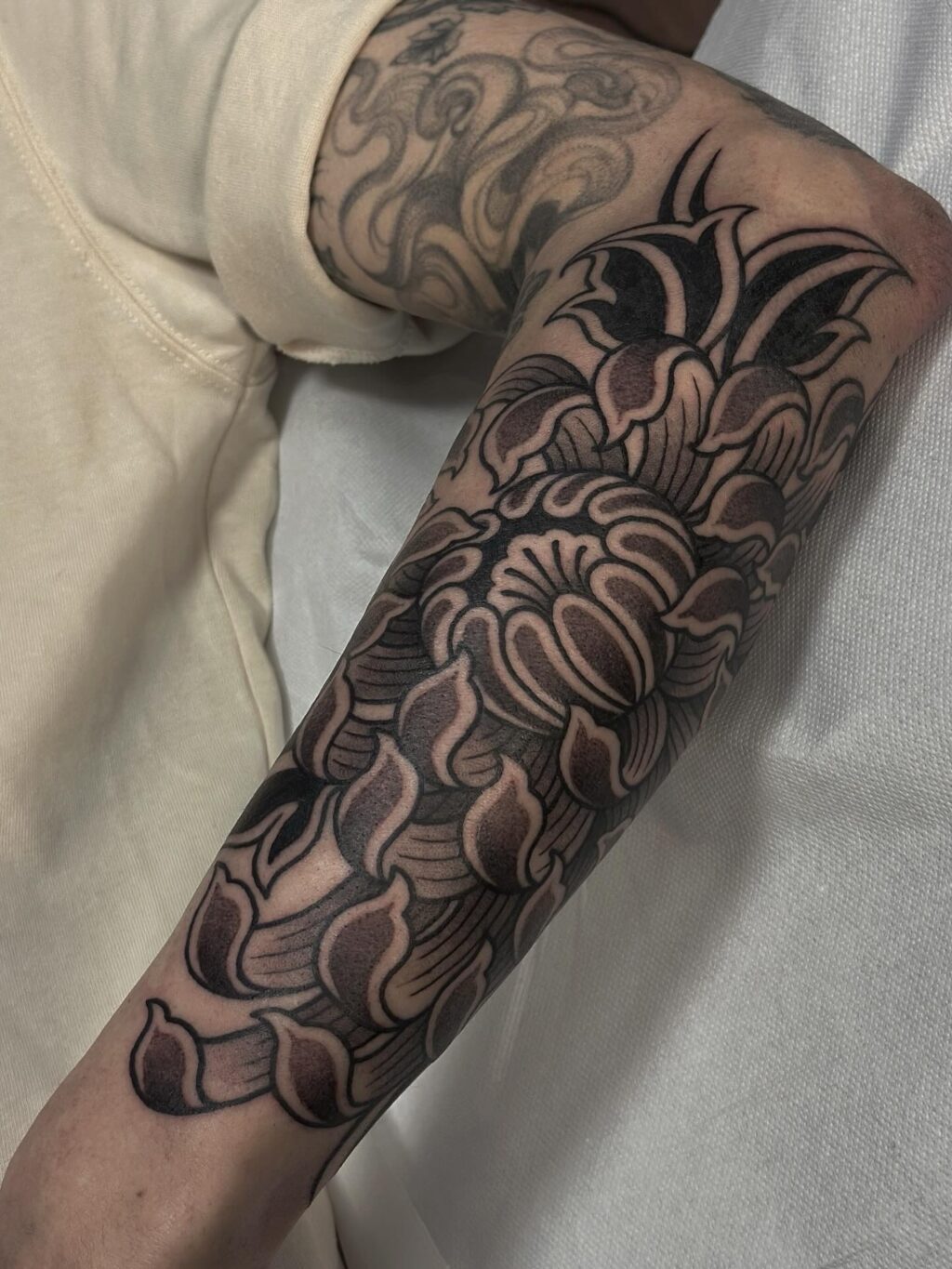 Instagram post from lafumisterie.tattoo. This post is in position 2.