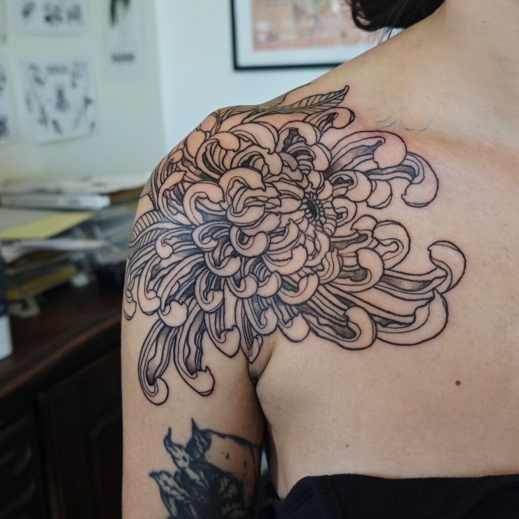 Instagram post from lafumisterie.tattoo. This post is in position 5.