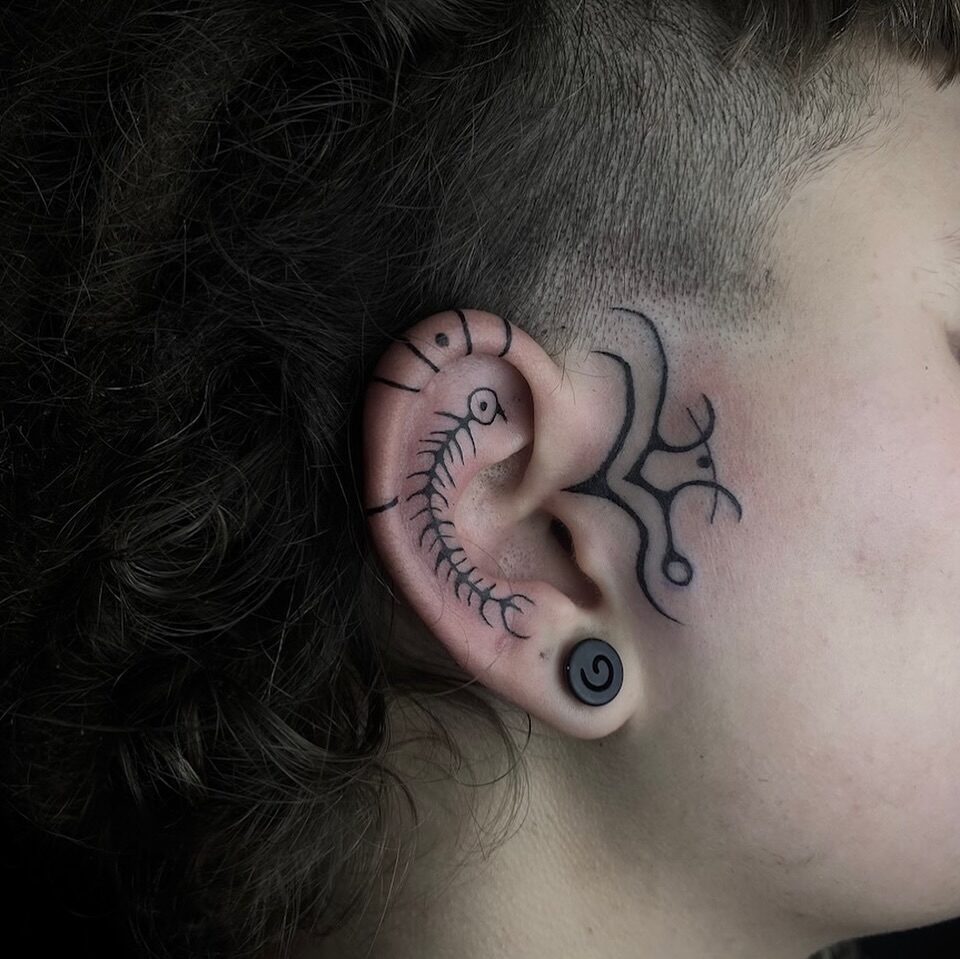 Instagram post from lafumisterie.tattoo. This post is in position 2.