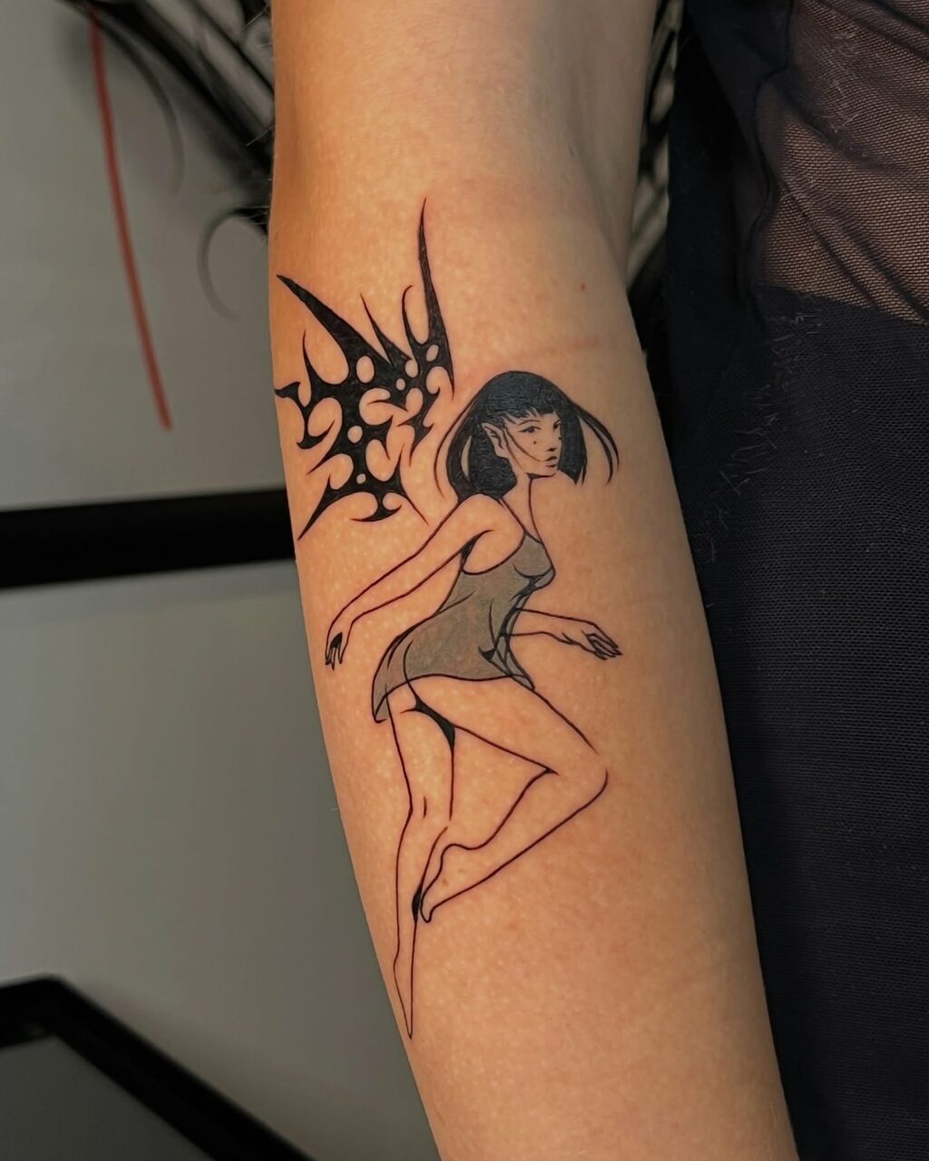 Instagram post from lafumisterie.tattoo. This post is in position 9.