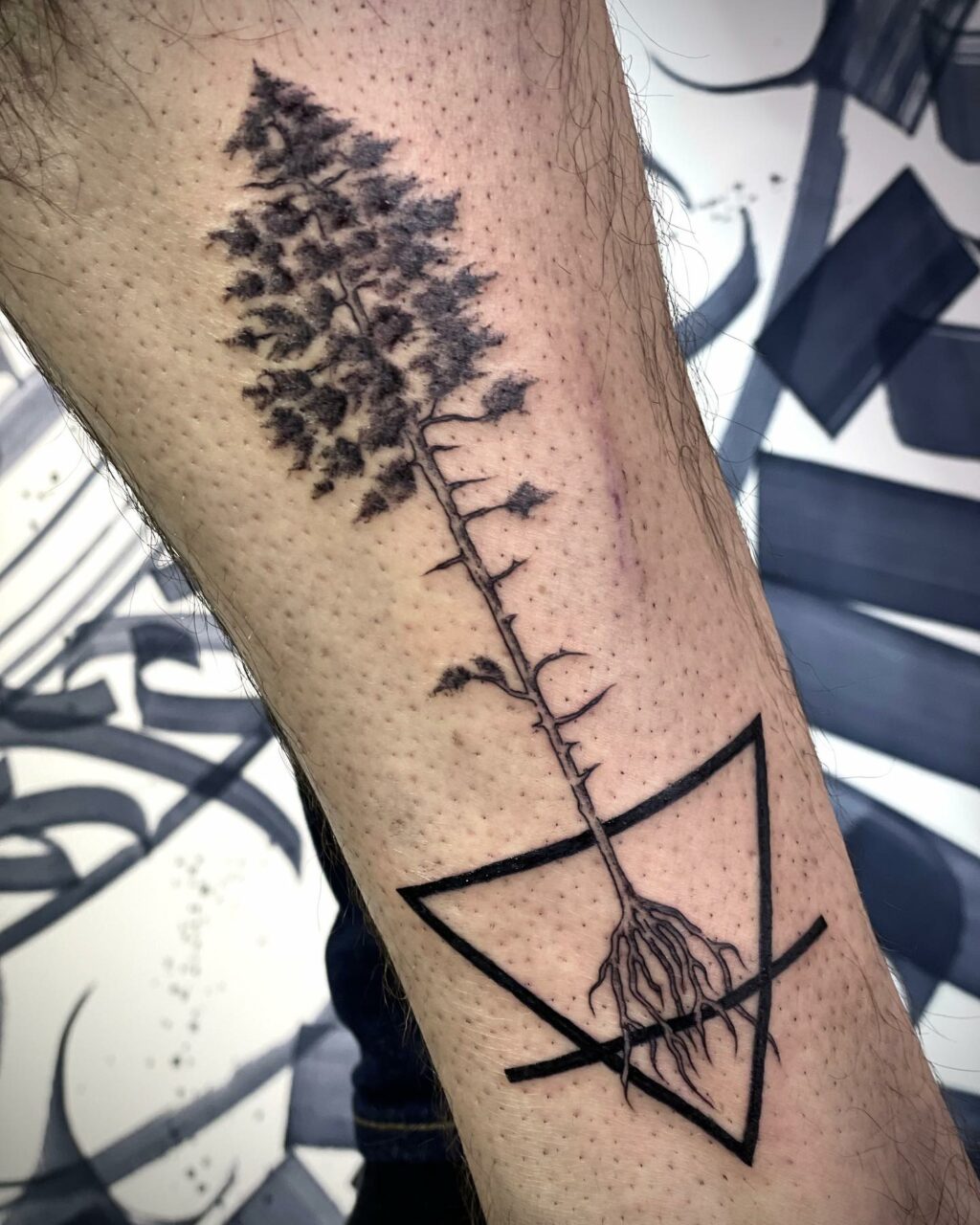 Instagram post from lafumisterie.tattoo. This post is in position 3.