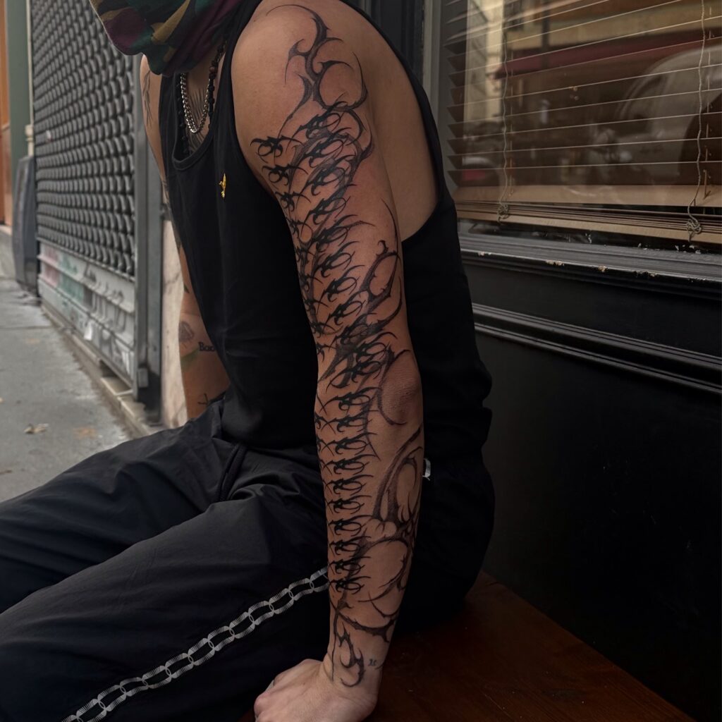 Instagram post from lafumisterie.tattoo. This post is in position 1.